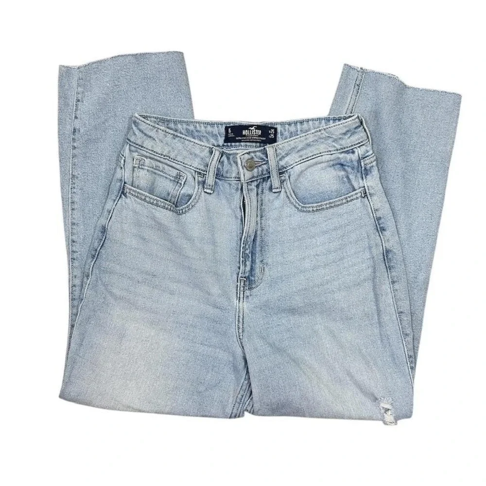 Hollister Ultra High Rise Vintage Straight Denim Jean Light Women 1 Short‎ 25/25